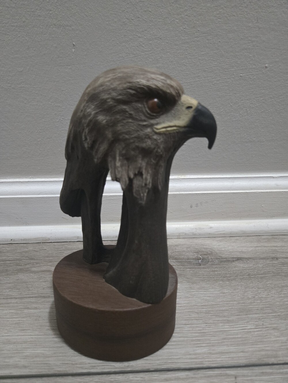 AERIAL HUNTER Eagle Sculpture by RICK CAIN 1986 Birds Of Prey Collection Carved